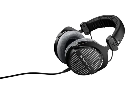 Beyerdynamics DT 990 Pro 250 Ohms Review: Ultimate Studio Headphones for Mixing and Mastering